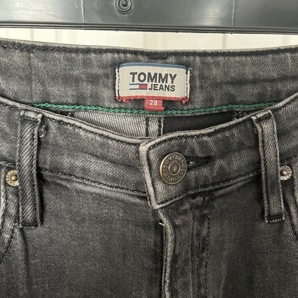 Tommy Hilfiger Y2K LOOK Mom Jeans, Cotton, High Rise tapered Grey Size 28 - Picture 5 of 12
